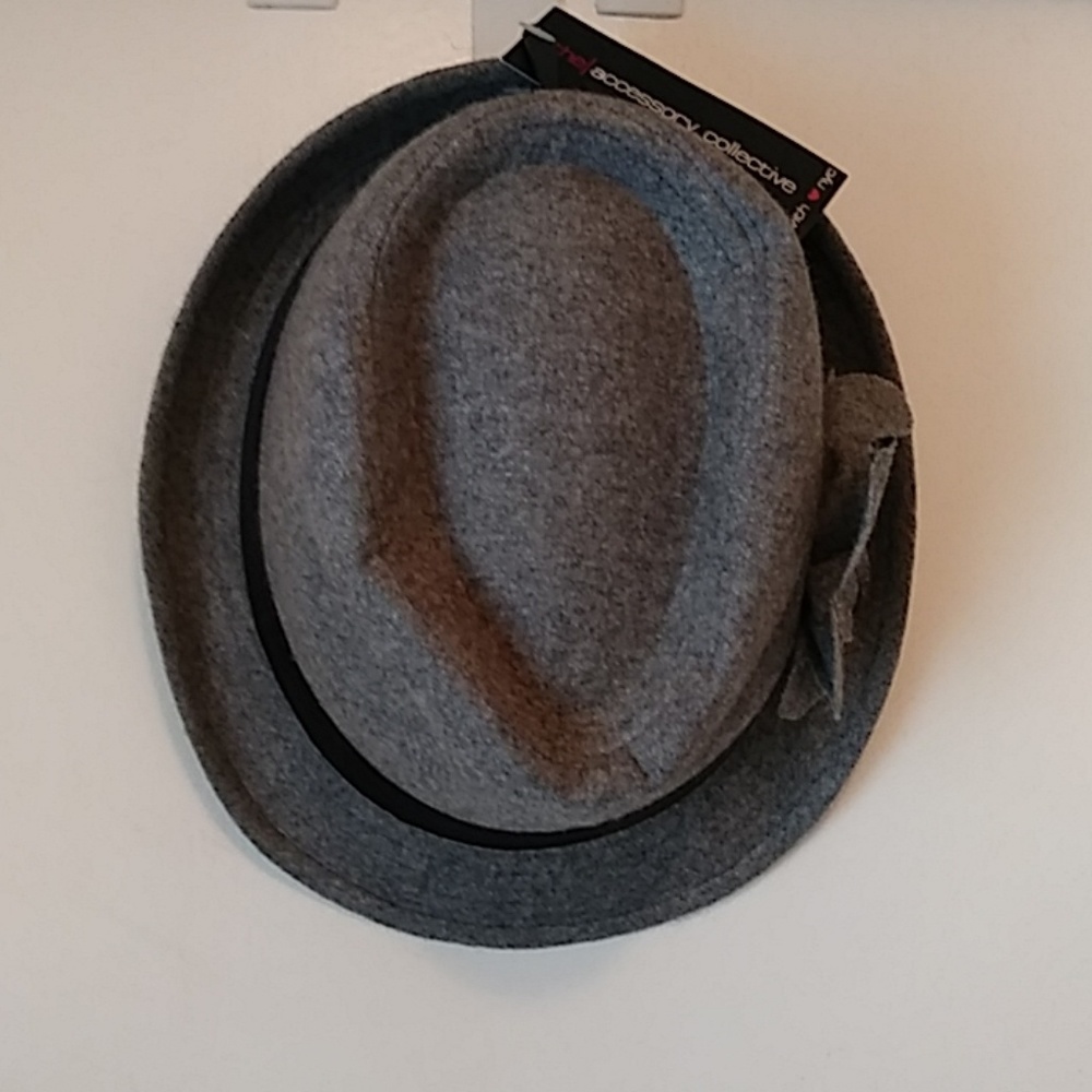 The Accessory Collective Women's Hat Gray & Black - Picture 2 of 8